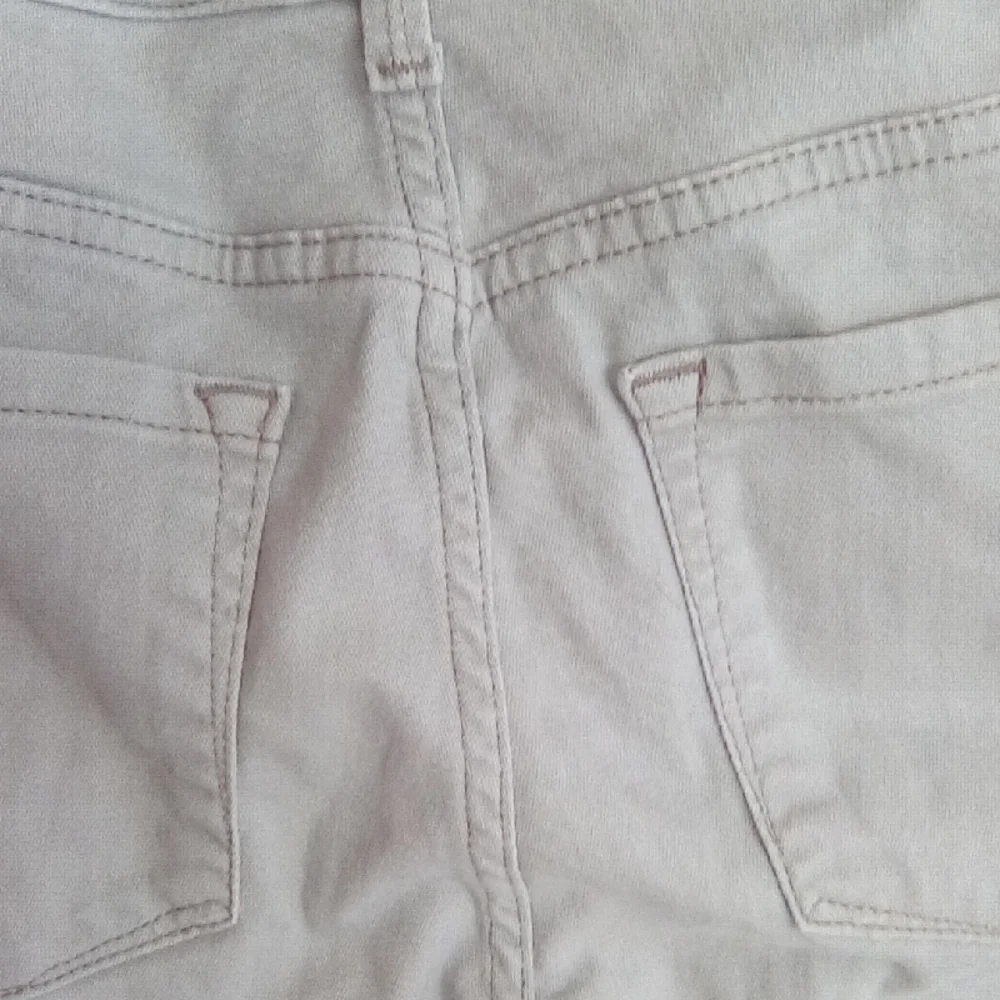 Lee Women's Straight Leg Jeans in Beige - Picture 12 of 16